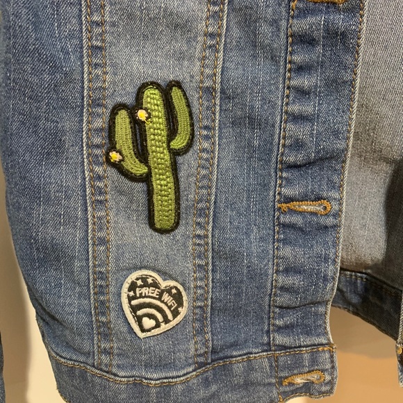 Epic Threads Jean Jacket - Picture 5 of 6